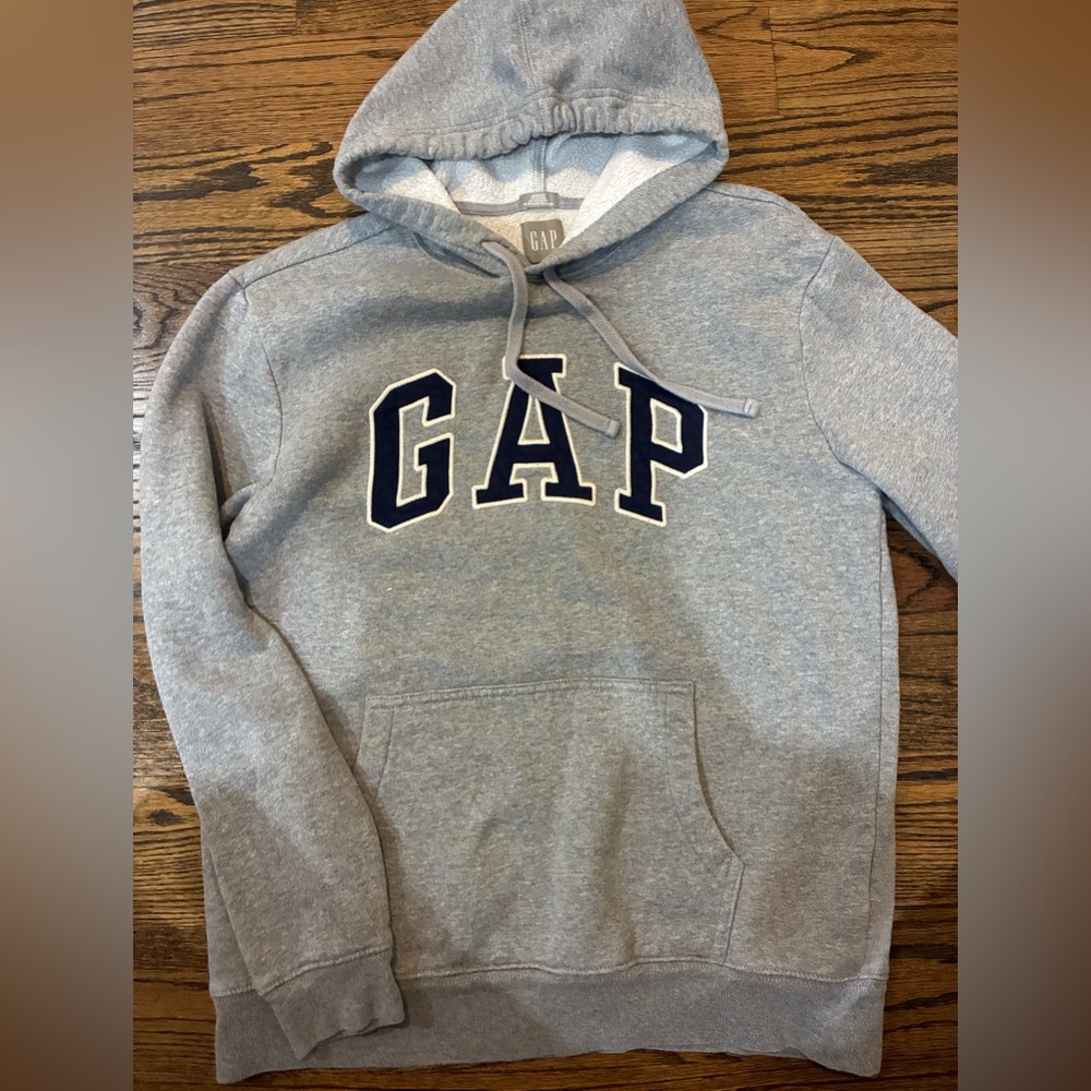 GAP Gray Sweater Classic Comfort